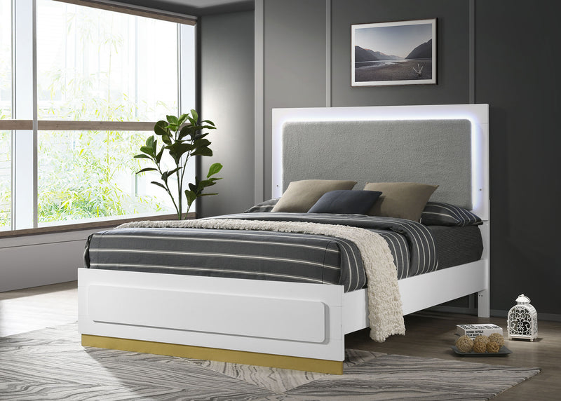 Caraway California King, E.King, & Queen Bed Black & White - Town Of Bargains Furniture - NY