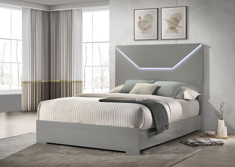 Ives Eastern King & Queen Bed - Town Of Bargains Furniture - NY