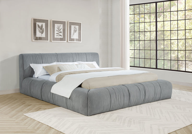 Wilshire California King, E.king, & Queen Bed - Town Of Bargains Furniture - NY