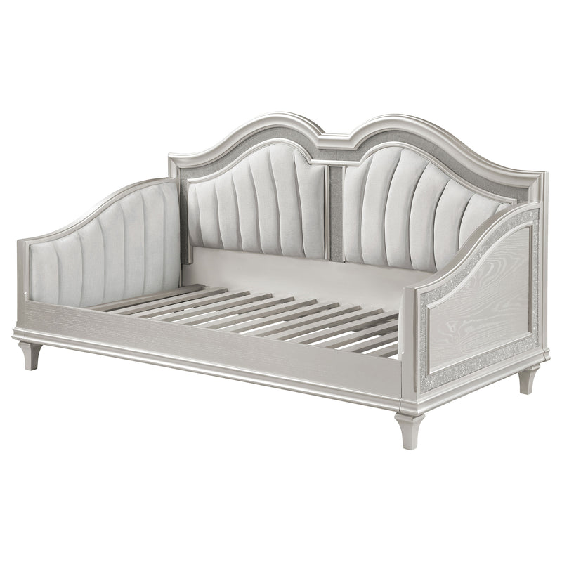 Evangeline Daybed