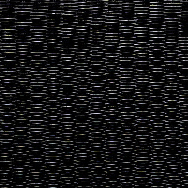 Cahya Sets Black