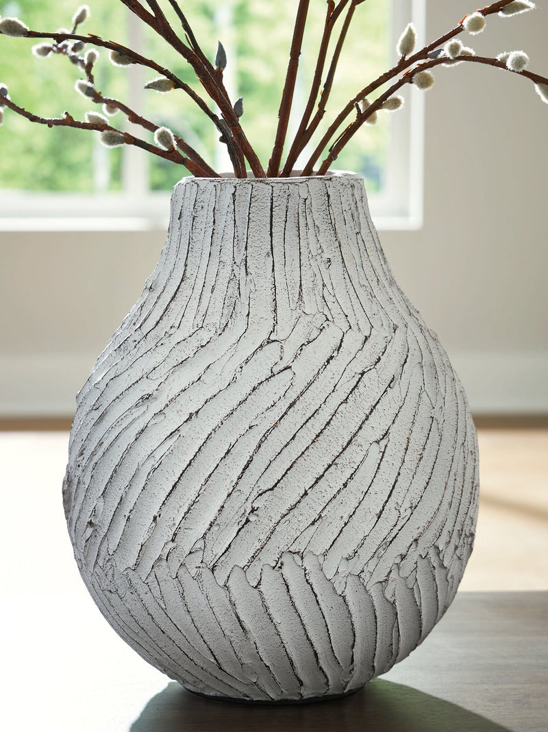 Shelvie Vase - Town Of Bargains Furniture - NY