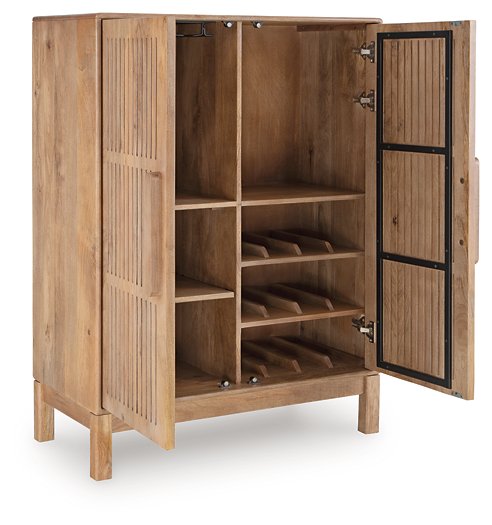 Pellamour Bar Cabinet - Town Of Bargains Furniture - NY
