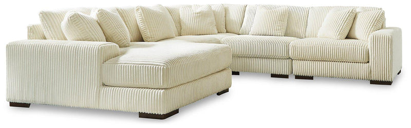 Lindyn Sectional with Chaise