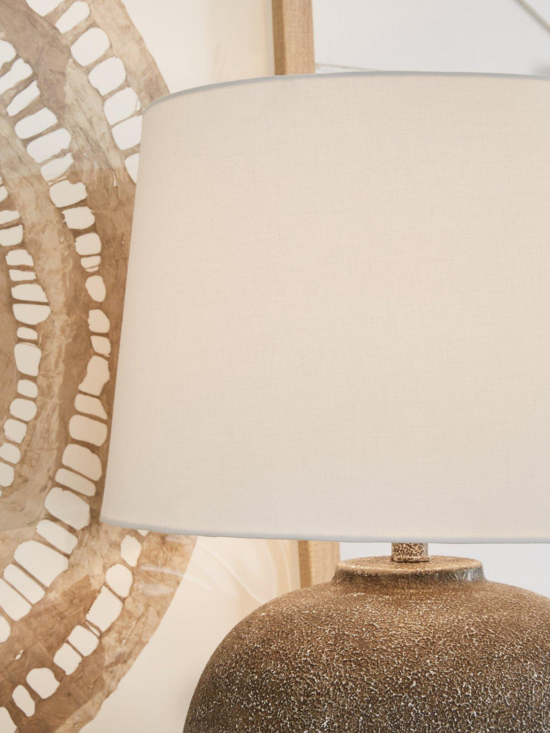 Neavesboro Lamp Set - Town Of Bargains Furniture - NY