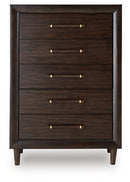 Dantenton Chest of Drawers